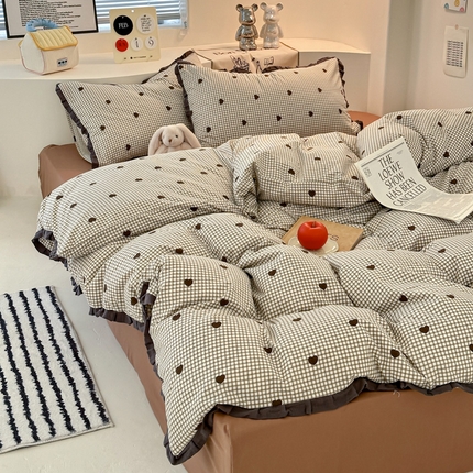 91家纺网 家纺一手货源 找家纺 （总）凯洛奇 2025新款1法式小清新蕾丝花边水洗棉四件套-风格一【提供买家秀】