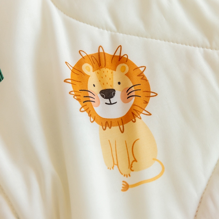 91家纺网 家纺一手货源 找家纺 艾佳宝贝 2025春夏新款A类凉感丝儿童糖果抗菌夏被 丛林萌狮