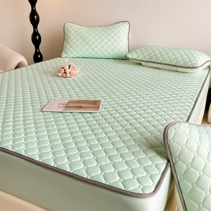 91家纺网 家纺一手货源 找家纺 2025新款加厚乳胶床笠款经典纯色夏被套件 方格-水绿