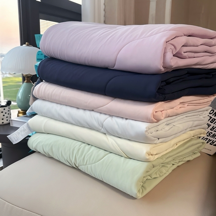 91家纺网 家纺一手货源 找家纺 （总）兜米 2025夏季玻尿酸凉感冰皮被夏凉被空调被