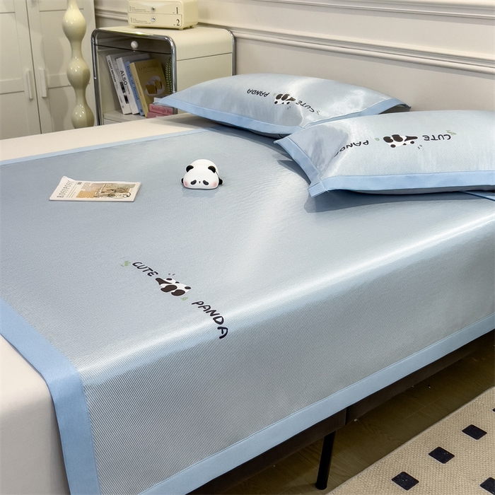 91家纺网 家纺一手货源 找家纺 星座家纺 2025新款600D熊猫烫画冰丝凉席三件套 清凉蓝