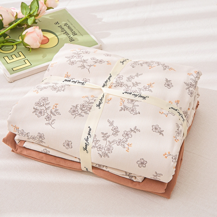 91家纺网 家纺一手货源 找家纺 蕾诺家纺 2025新款直播新款A类有氧提花云纱棉圆角吊边工艺四件套学生三件套 普罗旺斯