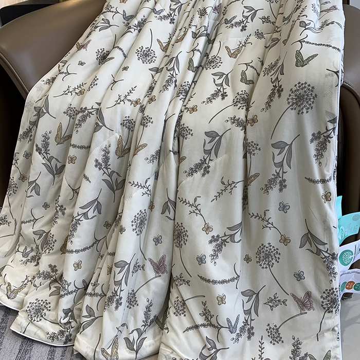 91家纺网 家纺一手货源 找家纺 （总）奈萝家纺 2025新款冰皮凉感丝夏被空调被