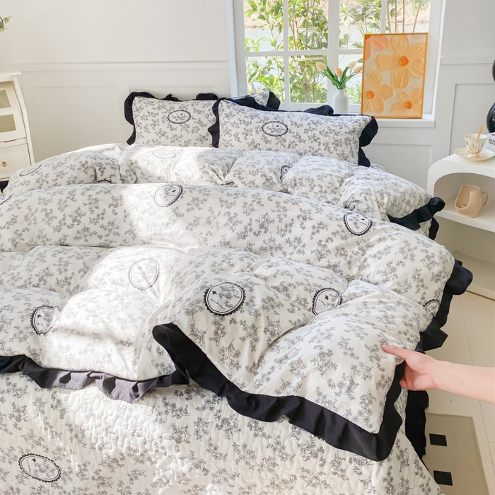 91家纺网 家纺一手货源 找家纺 佳品居 2025新款赫本风床盖四件套 赫本风-澜音花香