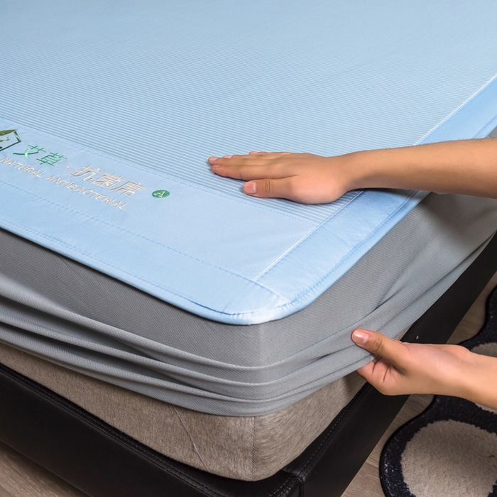 91家纺网 家纺一手货源 找家纺 全季家居 2025新款5A加厚加密艾草碳光席冰丝席 床笠-雾蓝