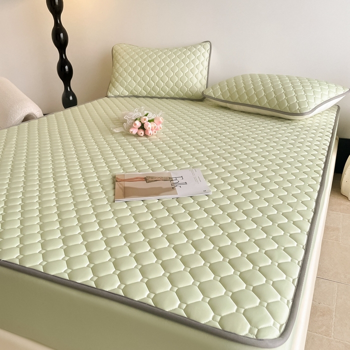 91家纺网 家纺一手货源 找家纺 2025新款加厚乳胶床笠款经典纯色夏被套件 方格-果绿