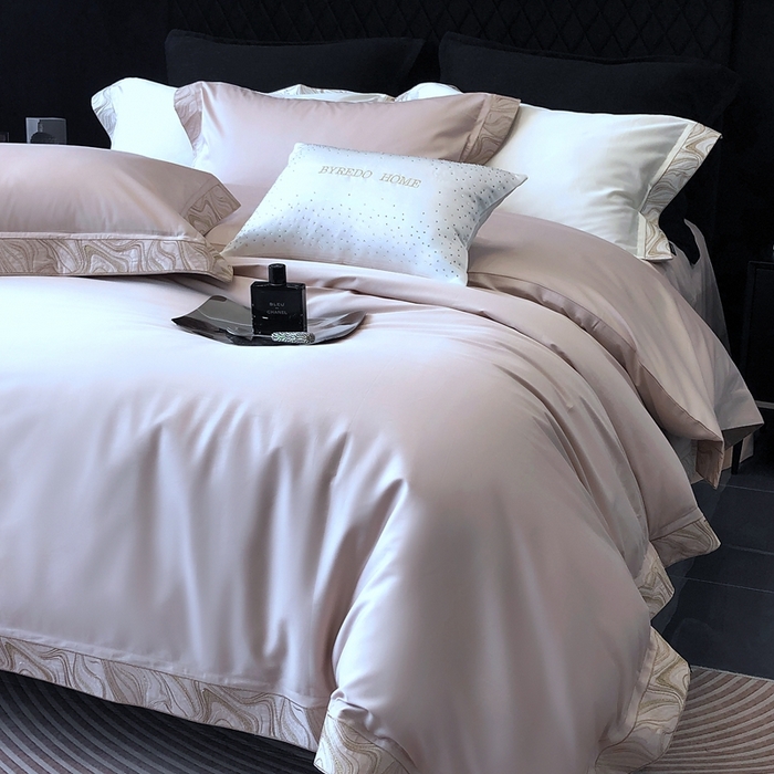 91家纺网 家纺一手货源 找家纺 馨蕊家居 2025新款100s高奢典藏简约全棉系列四件套-棉水漾 水漾-初夏粉