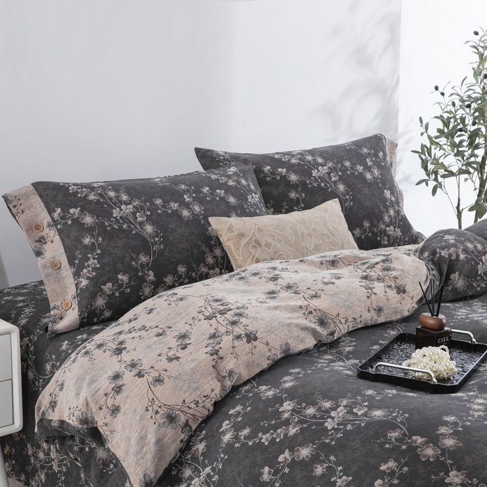 91家纺网 家纺一手货源 找家纺 2025新款全棉色织双层纱纽扣款四件套 织梦-水墨