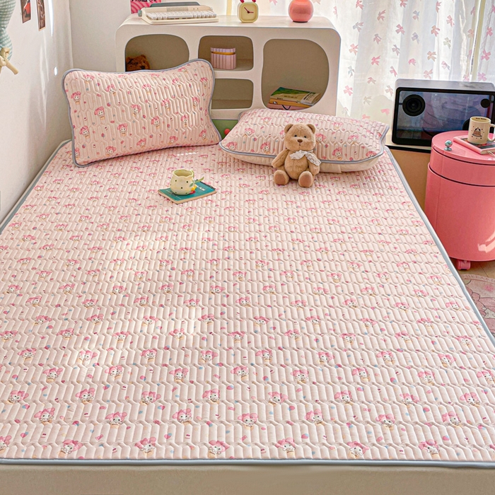 91家纺网 家纺一手货源 找家纺 贝扬思家纺 2025新款亲肤舒适可爱乳胶凉席席子系列 猫咪豆豆