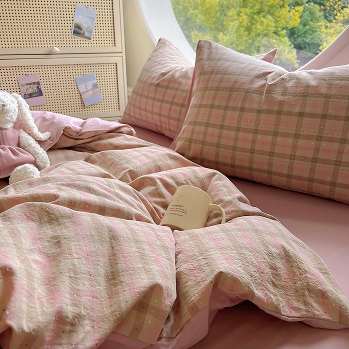 91家纺网 家纺一手货源 找家纺 田野 2025新款全棉水洗棉提花点点系列四件套 点点-粉