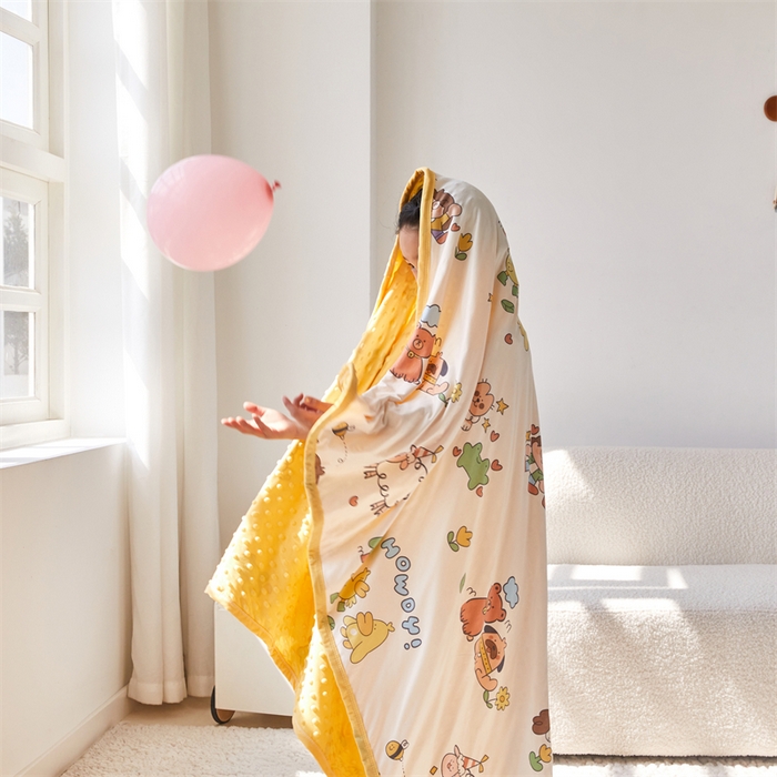 91家纺网 家纺一手货源 找家纺 艾佳宝贝 2025新款A类针织豆豆儿童多功能宿舍午睡安抚盖毯 童年的伙伴-盖毯