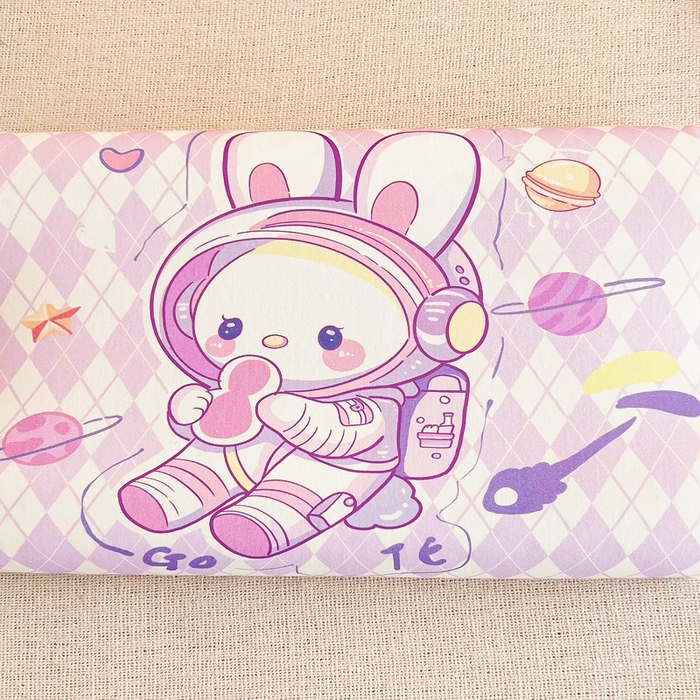 91家纺网 家纺一手货源 找家纺 梵赫 2025新款全棉A类儿童针织棉记忆枕（可拆卸） 太空兔兔 单枕套