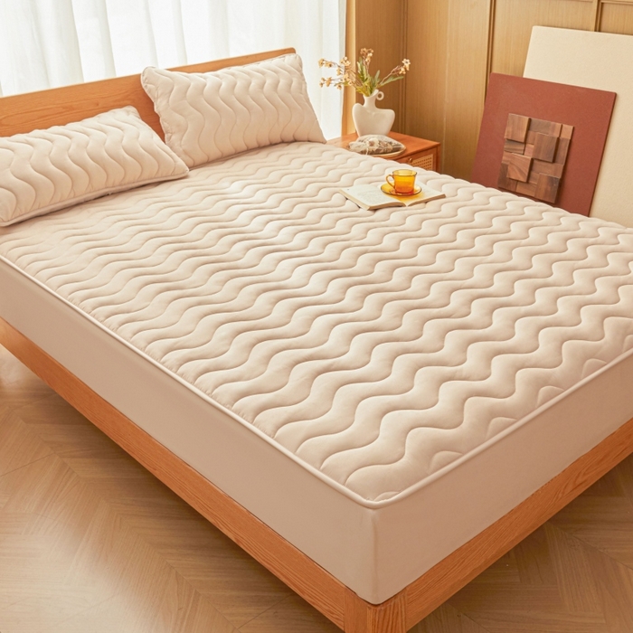 91家纺网 家纺一手货源 找家纺 初心家纺 2025新款原棉防水夹棉窗帘床护罩单件席梦思保护套防水床罩 卡其