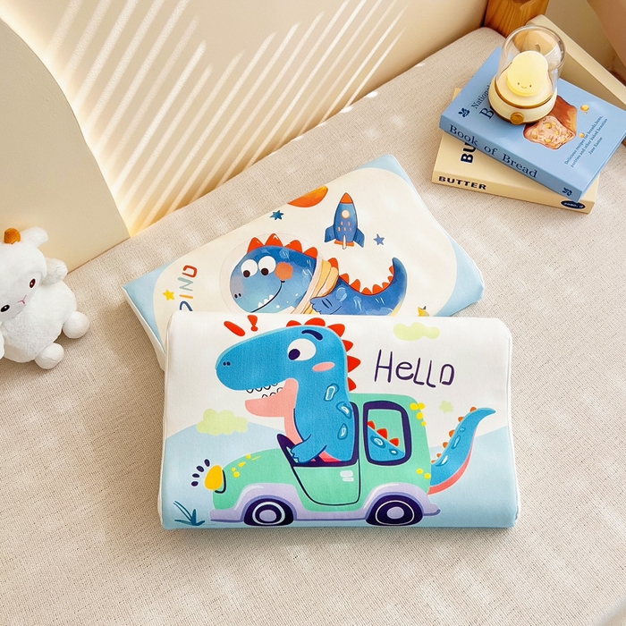 91家纺网 家纺一手货源 找家纺 梵赫 2025新款全棉A类儿童针织棉记忆枕（可拆卸） 开车恐龙 30*50  含芯