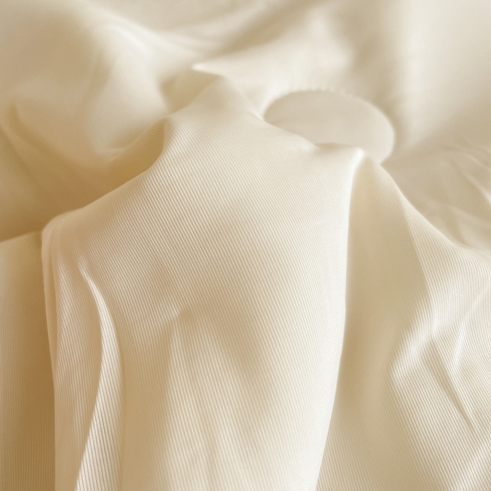 91家纺网 家纺一手货源 找家纺 2025新款加厚乳胶床笠款经典纯色夏被套件 方格-米杏