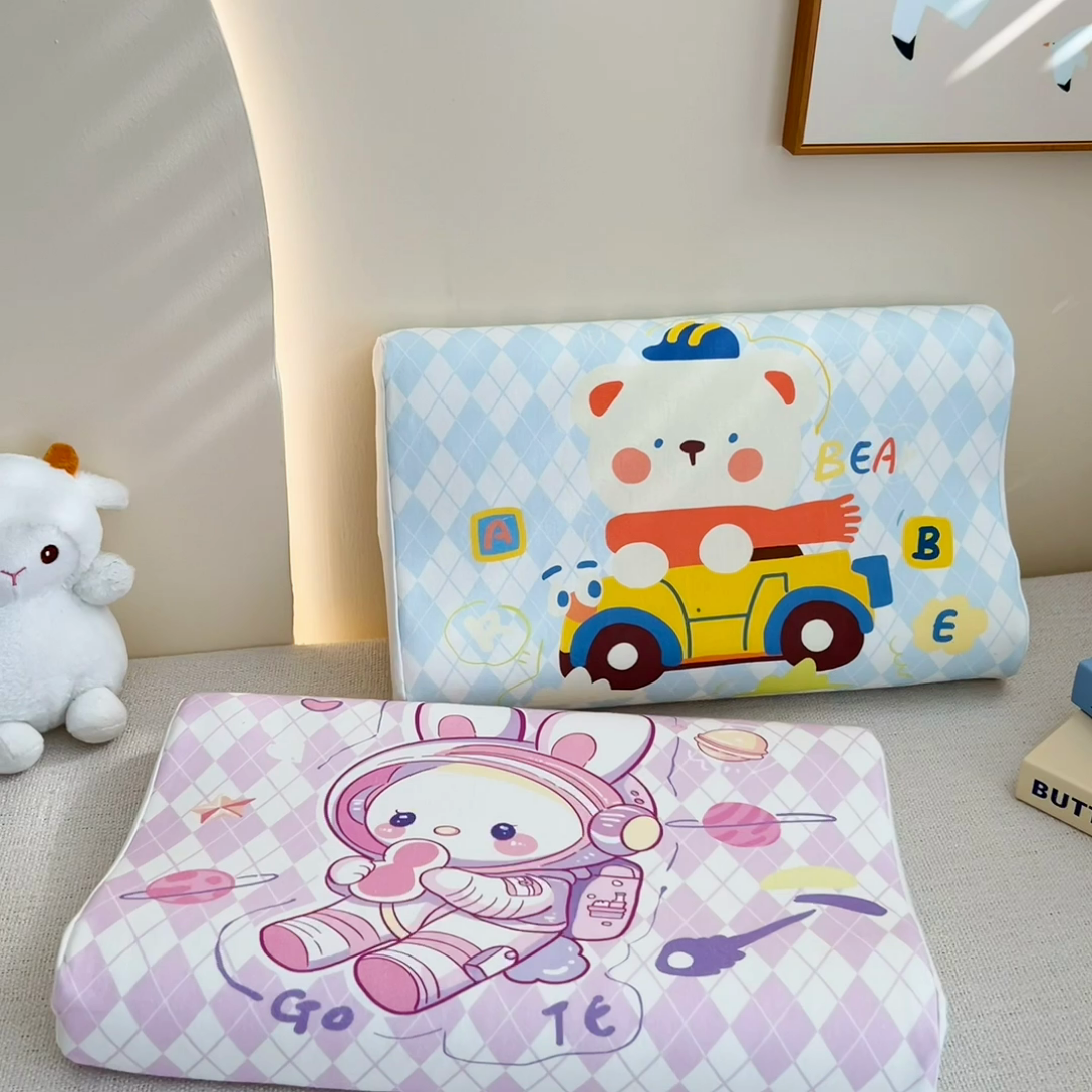 91家纺网 家纺一手货源 找家纺 梵赫 2025新款全棉A类儿童针织棉记忆枕（可拆卸） 滴滴熊 30*50  含芯