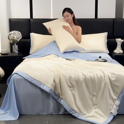 2025新款清凉舒适水洗冰丝刺绣夏被四件套 蝴蝶结-奶白蓝