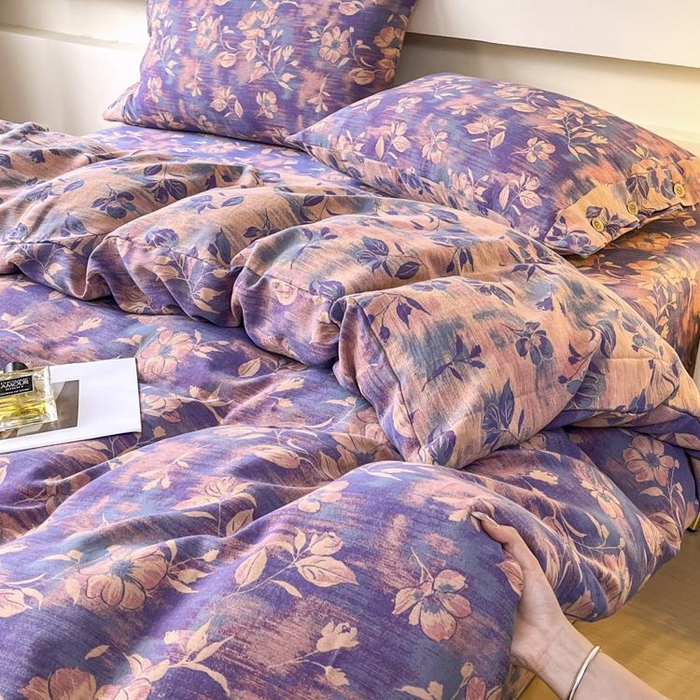 91家纺网 家纺一手货源 找家纺 2025新款全棉色织双层纱纽扣款四件套 花海-紫罗兰