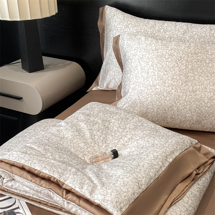 91家纺网 家纺一手货源 找家纺 本制 2025新款水洗真丝印花夏被夏凉被空调被 暮色织语+摩卡棕