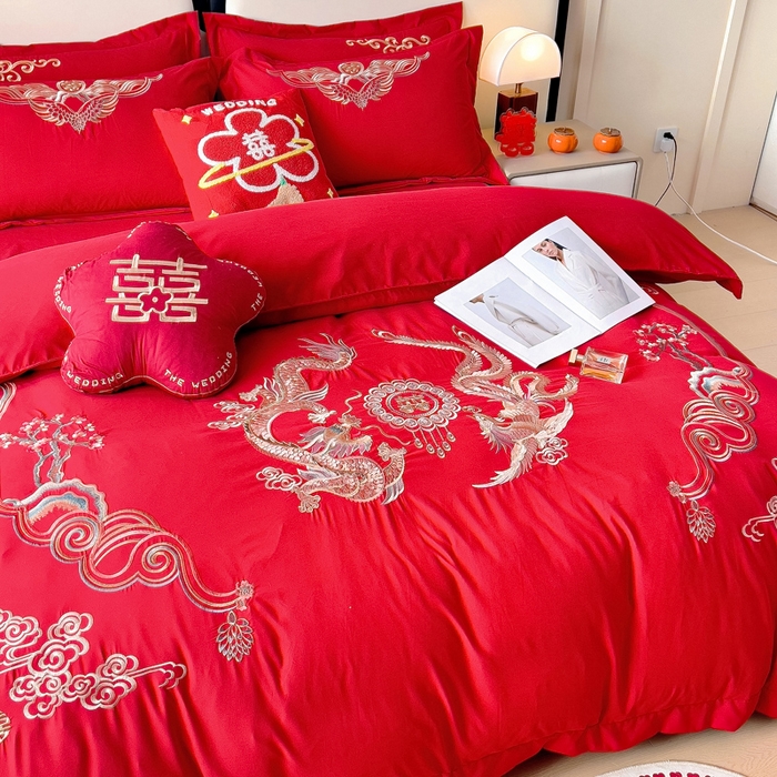 91家纺网 家纺一手货源 找家纺 2025新款100支150克双面长绒棉婚庆绣花四件套 龙腾凤跃