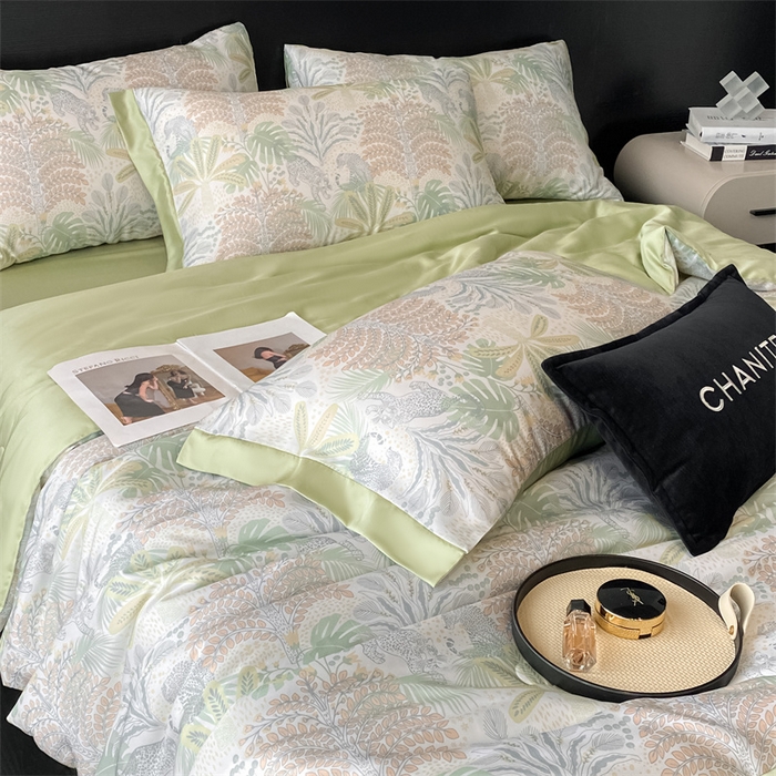 91家纺网 家纺一手货源 找家纺 本制 2025新款水洗真丝印花夏被夏凉被空调被 蔓叶森语+抺茶绿