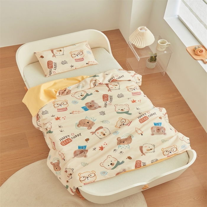 91家纺网 家纺一手货源 找家纺 艾佳宝贝 2025A类儿童全棉多功能单被套可拆式夏被四季被子 憨憨萌熊