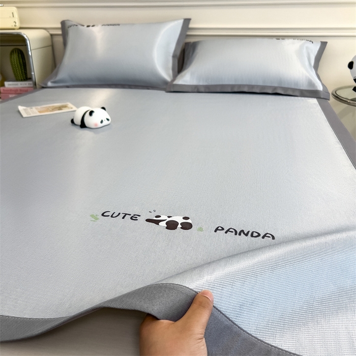 91家纺网 家纺一手货源 找家纺 星座家纺 2025新款600D熊猫烫画冰丝凉席三件套 清凉深灰