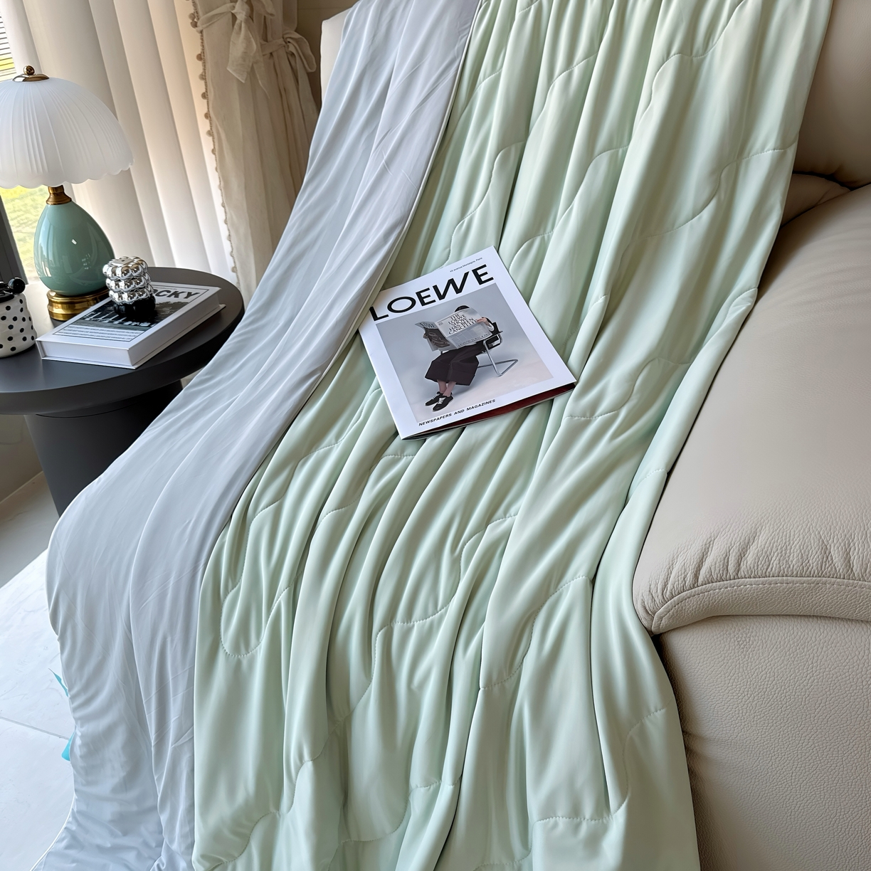 91家纺网 家纺一手货源 找家纺 兜米 2025夏季玻尿酸凉感冰皮被夏凉被空调被 海青拼灰色