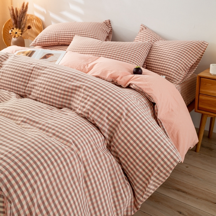 91家纺网 家纺一手货源 找家纺 2025新款A类色织水洗棉单被套 粉小格