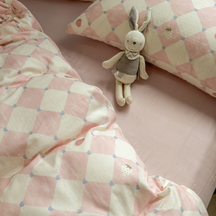 91家纺网 家纺一手货源 找家纺 塔塔家居  2025新款全棉纯棉双层纱四件套 草莓酱·粉