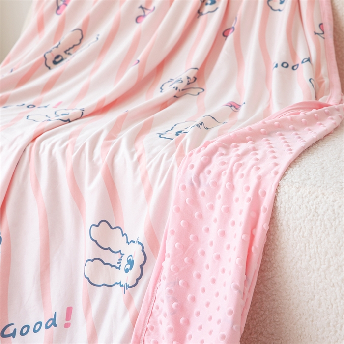 91家纺网 家纺一手货源 找家纺 艾佳宝贝 2025新款A类针织豆豆儿童多功能宿舍午睡安抚盖毯 樱桃长耳兔-盖毯