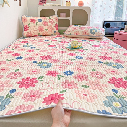 91家纺网 家纺一手货源 找家纺 贝扬思家纺 2025新款亲肤舒适可爱乳胶凉席席子系列 半纸恋章