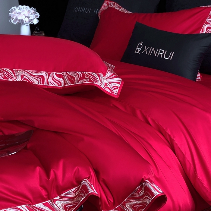 91家纺网 家纺一手货源 找家纺 馨蕊家居 2025新款100s高奢典藏简约全棉系列四件套-棉水漾 水漾-温莎红