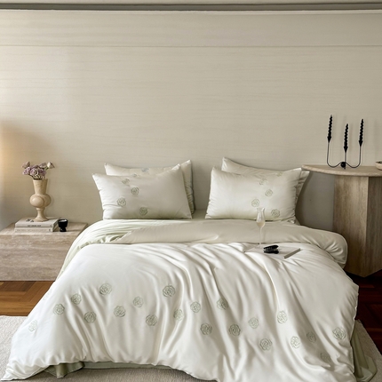 91家纺网 家纺一手货源 找家纺 （总）佳汐蓝家纺 2025春夏新款60S兰精天丝绣花四件套-玉茗系列