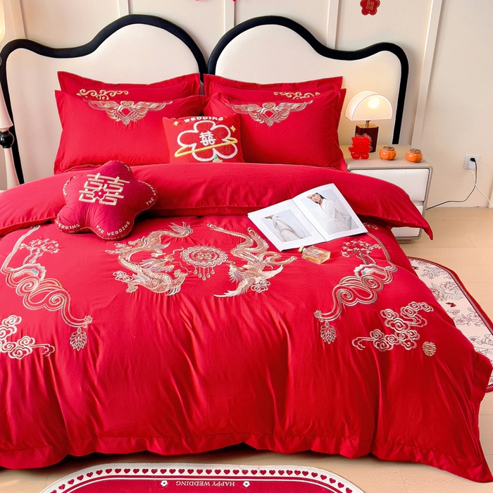 91家纺网 家纺一手货源 找家纺 2025新款100支150克双面长绒棉婚庆绣花四件套 龙腾凤跃
