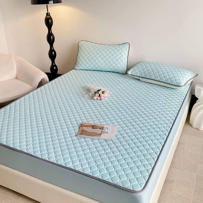 91家纺网 家纺一手货源 找家纺 2025新款加厚乳胶床笠款经典纯色夏被套件 方格-湖蓝