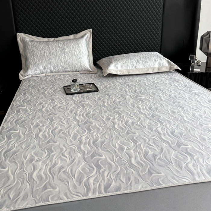 91家纺网 家纺一手货源 找家纺 本希2025春夏新款可水洗冰丝席花漾数码印花法式系列 雨文床笠