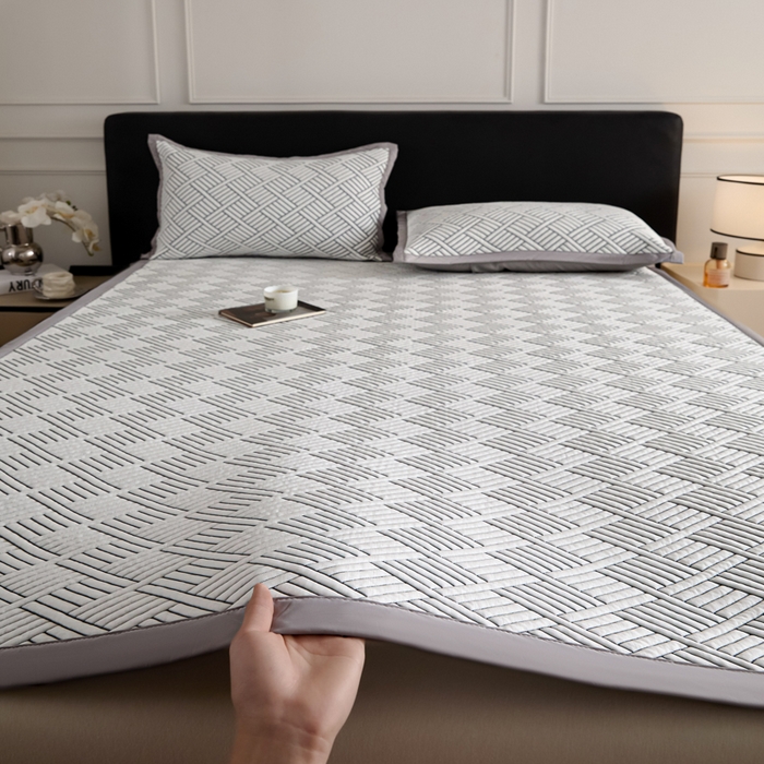 91家纺网 家纺一手货源 找家纺 2025新款韩国外贸爆款加厚PE中分子凉感豆豆软席 时空灰-床席款