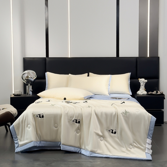 91家纺网 家纺一手货源 找家纺 2025新款清凉舒适水洗冰丝刺绣夏被四件套 熊猫-奶白蓝