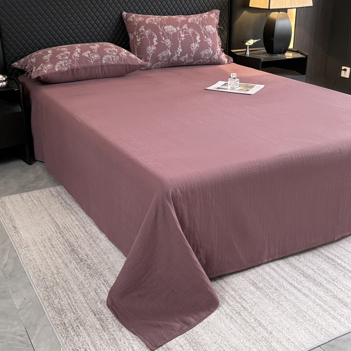 91家纺网 家纺一手货源 找家纺 鲁爱家纺供货 2025新款全棉色织双层纱系带款四件套 云影-豆沙