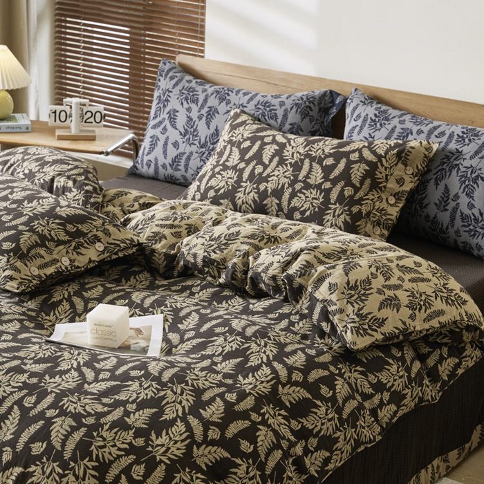 91家纺网 家纺一手货源 找家纺 2025新款全棉色织双层纱纽扣款四件套 扶苏-深咖