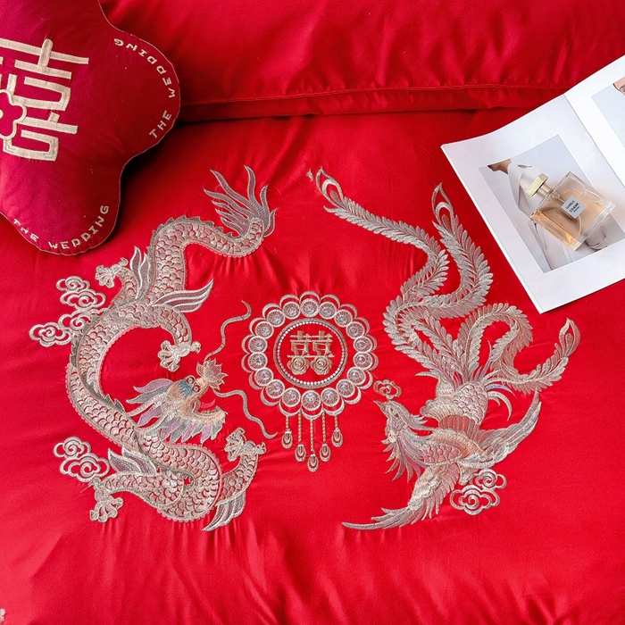 91家纺网 家纺一手货源 找家纺 2025新款100支150克双面长绒棉婚庆绣花四件套 龙腾凤跃