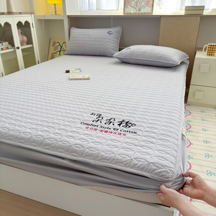 91家纺网 家纺一手货源 找家纺 云雀 2025新款A类加棉刺绣棉花床笠+盖毯 棉花床笠-灰