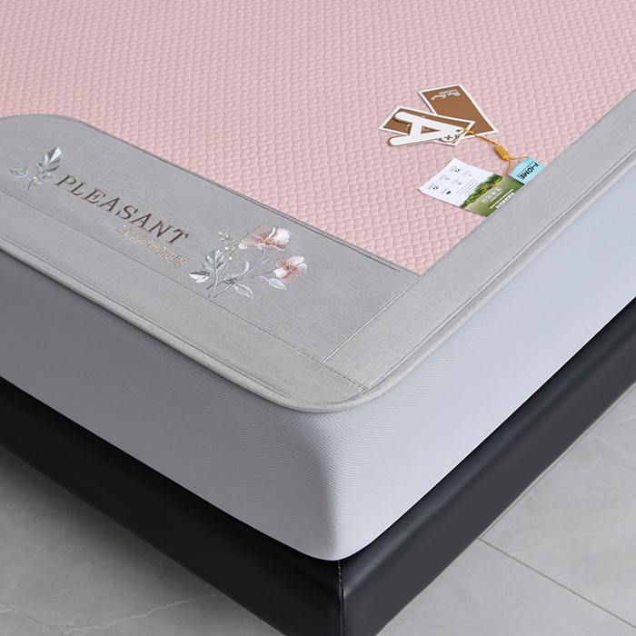 91家纺网 家纺一手货源 找家纺 小牛席业 2025新款3D按摩-鲜花清凉豆豆席系列（床笠款） 粉色