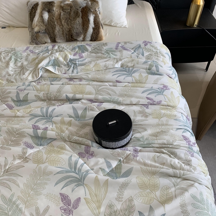 91家纺网 家纺一手货源 找家纺 奈萝家纺 2025新款A类凉感丝小凉皮夏被可机洗夏被新品空调被 热带雨林