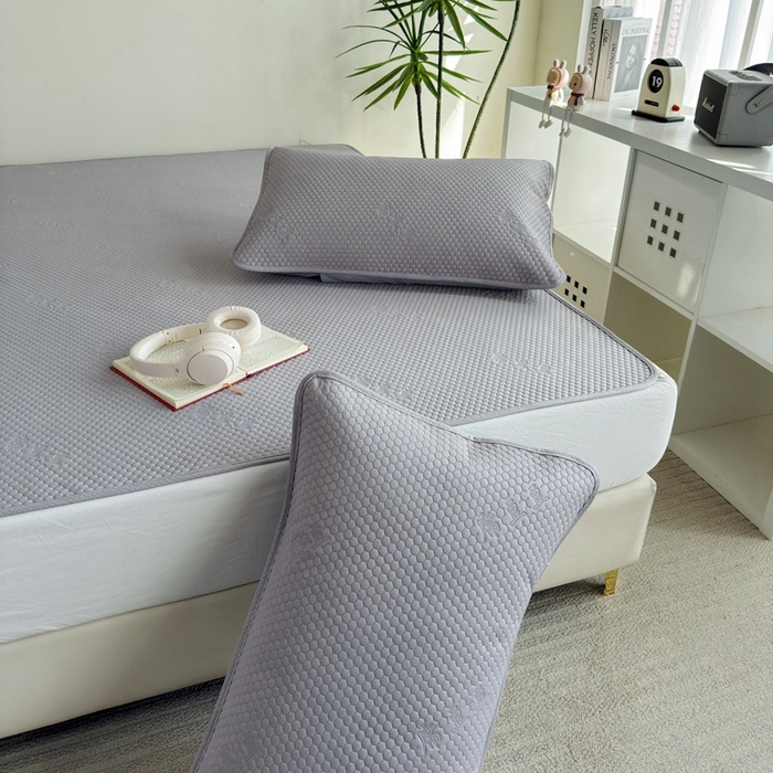 91家纺网 家纺一手货源 找家纺 许林2025新款凉豆豆床席 轻奢-灰