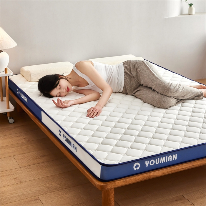 91家纺网 家纺一手货源 找家纺 优承佳生活馆（床垫） 2025新款字母牛奶丝双边乳胶床垫 蓝白字母-菱形