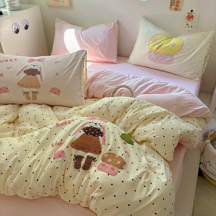 91家纺网 家纺一手货源 找家纺 （总）茉礼 2025新款云朵棉毛巾绣印花四件套