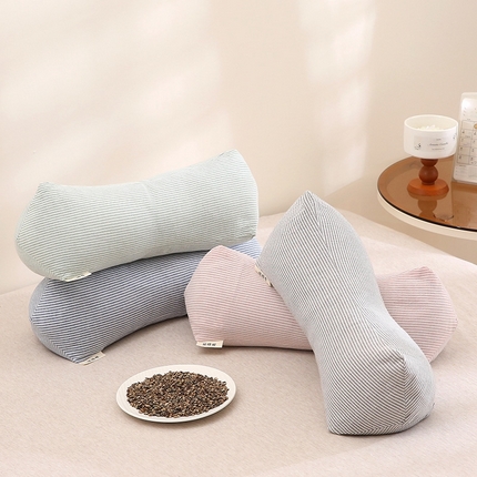 91家纺网 家纺一手货源 找家纺 （总）梦叶草2025新款全棉条纹三角反弓牵引颈椎荞麦枕