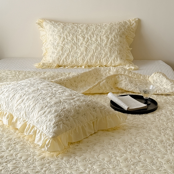 91家纺网 家纺一手货源 找家纺 佳汐蓝家纺2025春夏新品60天丝夹棉床盖多用 素客-新月黄